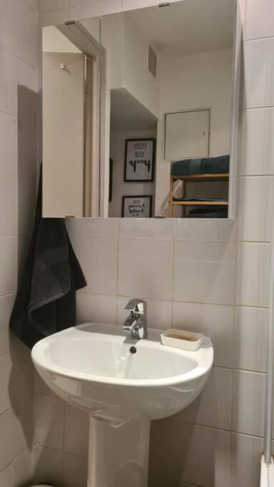 Emplacement Exceptionnel Et Rare Paris Suresnes Longchamp Esterno foto